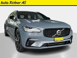 Grau Gebraucht 2021 Volvo V90 R-Design Kombi | CHF 37’900 (Fairer Preis)