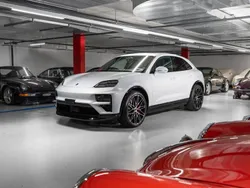 Neu 2025 Porsche Macan Turbo SUV | CHF 129’700 (Superpreis)