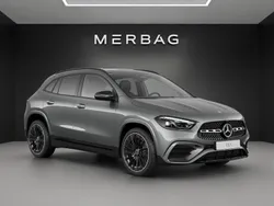 Mercedes GLA220
