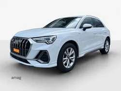 Gletscherweiss metallic Gebraucht 2021 Audi Q3 Ambiente SUV | CHF 30’900 (Guter Preis)