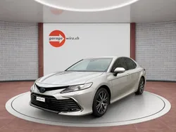 Grau Gebraucht 2024 Toyota Camry Premium Limousine | CHF 42’980 (Fairer Preis)