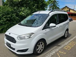 Gebraucht 2015 Ford Tourneo Courier Titanium Van / Kleinbus | CHF 10’800 (Superpreis)