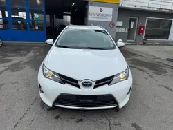 Gebraucht 2014 Toyota Auris Touring Sports Trend Kombi | CHF 9’600 (Guter Preis)