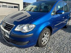 Gebraucht 2007 VW Touran Trendline Van / Kleinbus | CHF 3’500 (Etwas zu teuer)