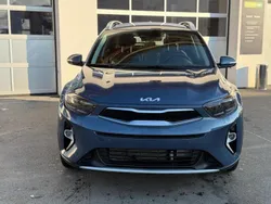 Blau Neu 2024 Kia Stonic 3 SUV | CHF 29’800 (Etwas zu teuer)