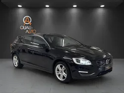 Gebraucht 2016 Volvo V60 Summum Kombi | CHF 14’900 (Fairer Preis)