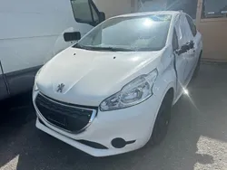 Gebraucht 2013 Peugeot 208 Active Kleinwagen | CHF 2’200 (Guter Preis)
