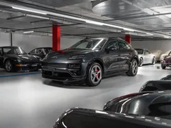 Neu 2025 Porsche Macan Turbo SUV | CHF 124’900 (Superpreis)
