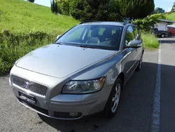 Gebraucht 2006 Volvo V50 Summum Kombi | CHF 2’200 (Superpreis)