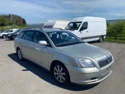 Gebraucht 2004 Toyota Avensis Sol Kombi | CHF 1’700 (Fairer Preis)