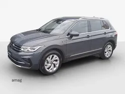 Gris dauphin métallisée Gebraucht 2024 VW Tiguan Elegance SUV | CHF 38’400 (Guter Preis)