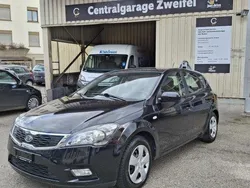 Gebraucht 2011 Kia Ceed Style Limousine | CHF 9’498 (Guter Preis)