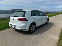 Gebraucht 2016 VW e-Golf Kleinwagen | CHF 10’500 (Superpreis)