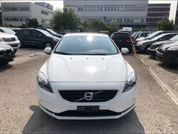 Gebraucht 2014 Volvo V40 Ocean Race Kombi | CHF 3’990 (Guter Preis)