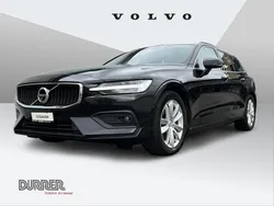 Schwarz Gebraucht 2021 Volvo V60 Momentum Kombi | CHF 24’896 (Fairer Preis)