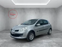 Gebraucht 2008 Renault Clio II Dynamique Kleinwagen | CHF 3’500 (Guter Preis)