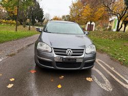 Gebraucht 2009 VW Golf VI Trendline Kombi | CHF 4’999 (Etwas zu teuer)