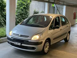Gebraucht 2006 Citroën Xsara Picasso Exclusive Van / Kleinbus | CHF 2’490 (Etwas zu teuer)