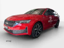 Velvet rot, metallic spezial Gebraucht 2025 Skoda Octavia SportLine Kombi | CHF 38’990 (Guter Preis)