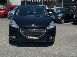 Gebraucht 2014 Peugeot 208 Style Kleinwagen | CHF 5’800 (Fairer Preis)