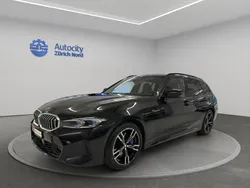 Schwarz Gebraucht 2024 BMW 330 Shadowline Kombi | CHF 58’990 (Superpreis)