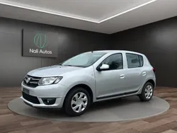 Gebraucht 2015 Dacia Sandero Celebration Kleinwagen | CHF 6’999 (Guter Preis)