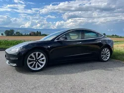 Gebraucht 2019 Tesla Model 3 Long Range Limousine | CHF 19’000 (Guter Preis)