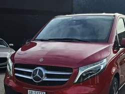 Rot Gebraucht 2022 Mercedes V220 Van / Kleinbus | CHF 59’699 (Fairer Preis)