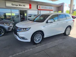 Weiss Gebraucht 2019 Mitsubishi Outlander P-HEV SUV | CHF 23’900 (Fairer Preis)