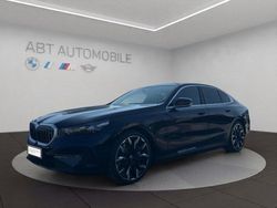 Blau Neu 2025 BMW 550e Comfort Edition Limousine | CHF 85’000