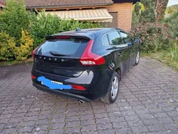 Gebraucht 2014 Volvo V40 Summum Kombi | CHF 10’200