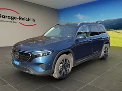 Blau Gebraucht 2022 Mercedes EQB300 Electric Art SUV | CHF 44’500 (Fairer Preis)