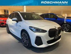 Weiss Gebraucht 2023 BMW 230e Active Tourer Comfort Edition Van / Kleinbus | CHF 58’500