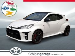Weiss Gebraucht 2022 Toyota Yaris Sport Limousine | CHF 35’500 (Etwas zu teuer)