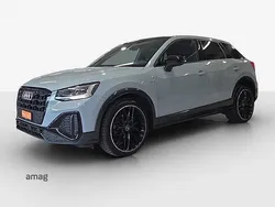 Pfeilgrau perleffekt Gebraucht 2021 Audi Q2 Ambiente SUV | CHF 27’400 (Guter Preis)
