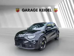 Schwarz Neu 2025 Fiat 600 Abarth SUV | CHF 44’500 (Fairer Preis)