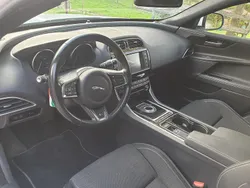 Gebraucht 2016 Jaguar XE R-Sport Limousine | CHF 7’999