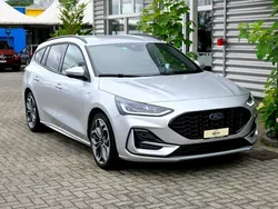 Gebraucht 2024 Ford Focus ST-Line X Kombi | CHF 23’990 (Fairer Preis)