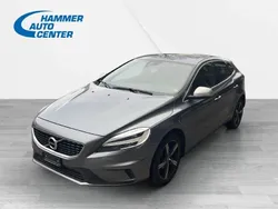 Grau Gebraucht 2019 Volvo V40 R-Design Momentum Kombi | CHF 15’900 (Guter Preis)