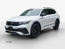 Oryxwhite perlmutteffekt Neu 2025 VW Tiguan Allspace R-line SUV | CHF 51’890 (Guter Preis)