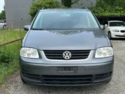 Gebraucht 2006 VW Touran Trendline Van / Kleinbus | CHF 1’000 (Superpreis)