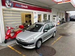 Gebraucht 2003 Peugeot 206 Kombi | CHF 2’499 (Etwas zu teuer)