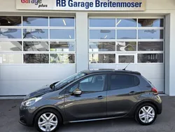 Gebraucht 2017 Peugeot 208 Style Kleinwagen | CHF 7’600 (Fairer Preis)