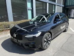 Neu 2025 Volvo V90 Plus Kombi | CHF 51’900 (Guter Preis)