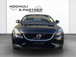 Gebraucht 2012 Volvo V40 Momentum Kombi | CHF 15’900 (Etwas zu teuer)
