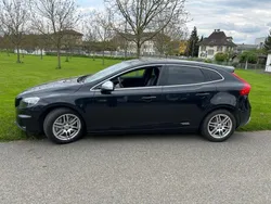 Gebraucht 2013 Volvo V40 R-Design Kinetic Kombi | CHF 8’900 (Guter Preis)