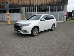 Gebraucht 2019 Mitsubishi Outlander P-HEV Edition SUV | CHF 16’761 (Guter Preis)