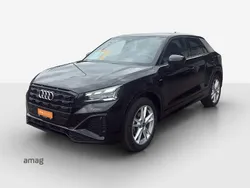 Mythosschwarz metallic Gebraucht 2024 Audi Q2 Design SUV | CHF 30’900 (Guter Preis)