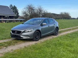 Gebraucht 2016 Volvo V40 Kinetic Kombi | CHF 11’800 (Fairer Preis)