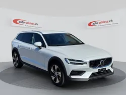Gebraucht 2022 Volvo V60 CC Plus Kombi | CHF 29’990 (Superpreis)